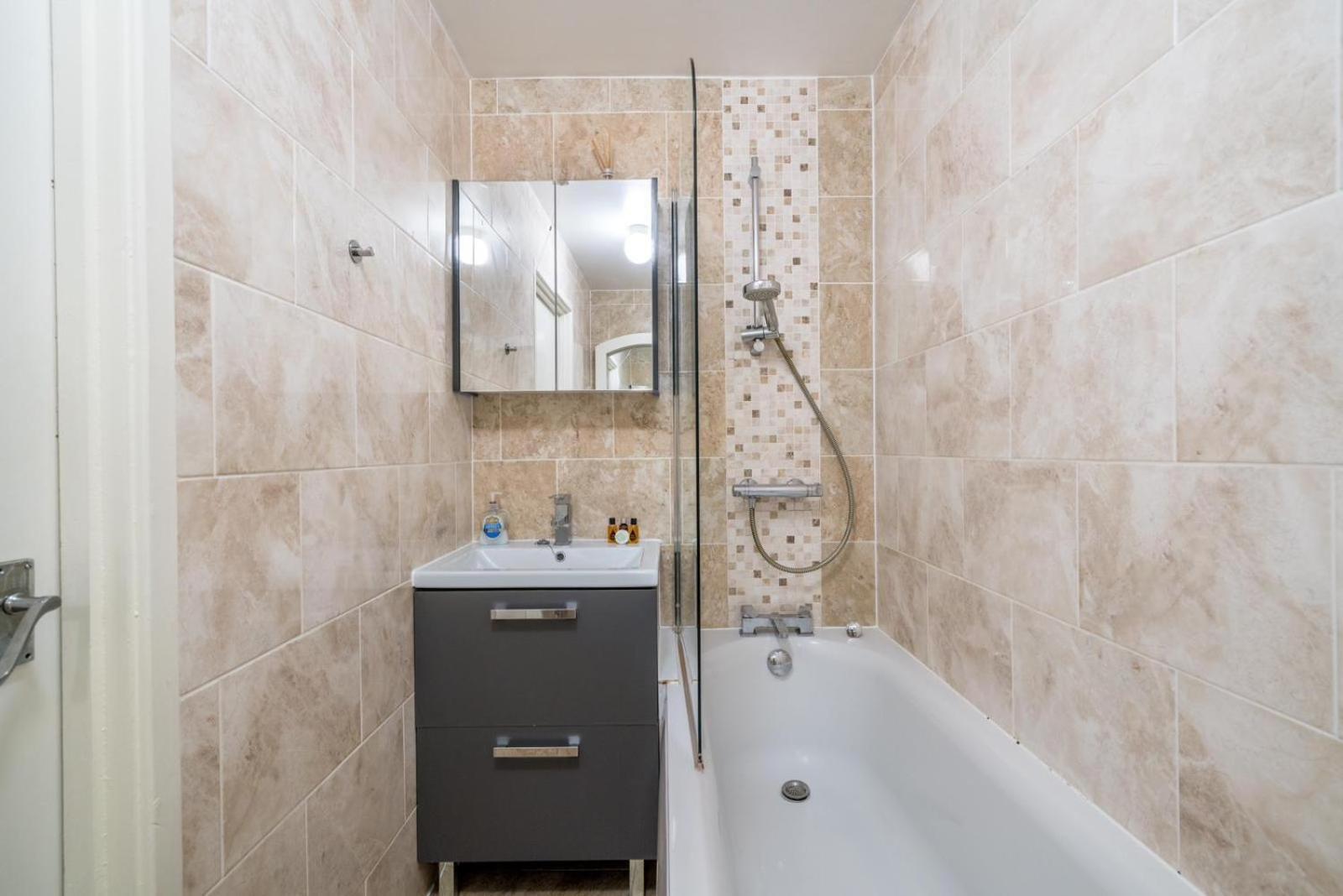 Cozy Apartment In Greater London - 1Br,1 Bath Exterior photo