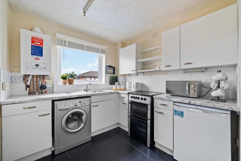 Cozy Apartment In Greater London - 1Br,1 Bath Exterior photo